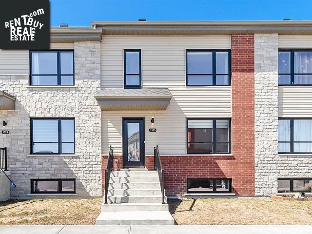 Property 1525z Place Des Graminees main img