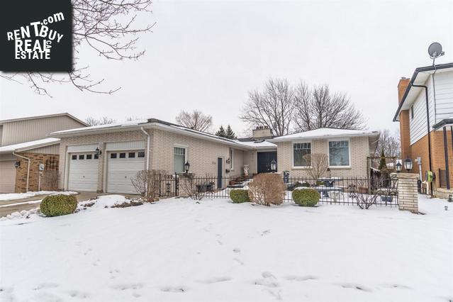 Property 236 Oxley Drive main img