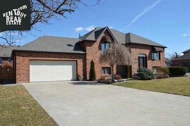 Property 2056 Roxanne main img