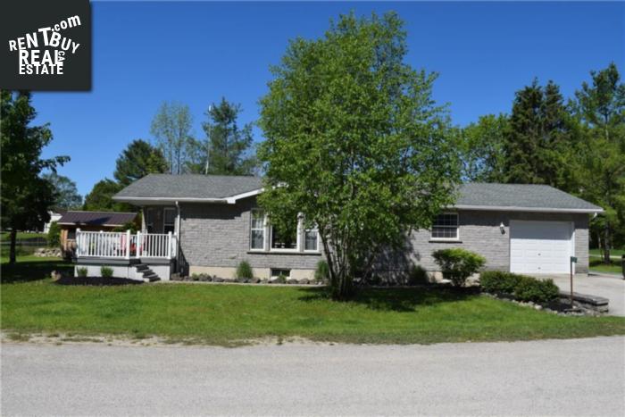 Property 137 Westfall Crescent main img