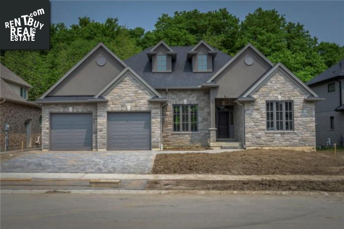 Property 2263 Dauncey Crescent main img