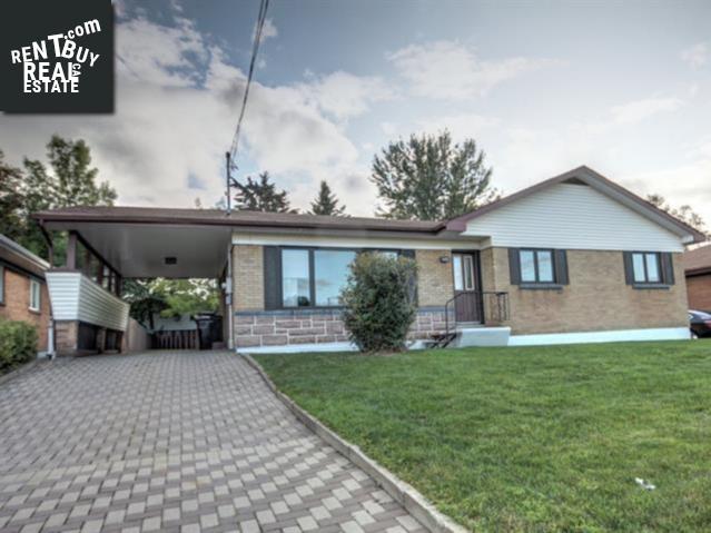Property 800 Rue Pare main img