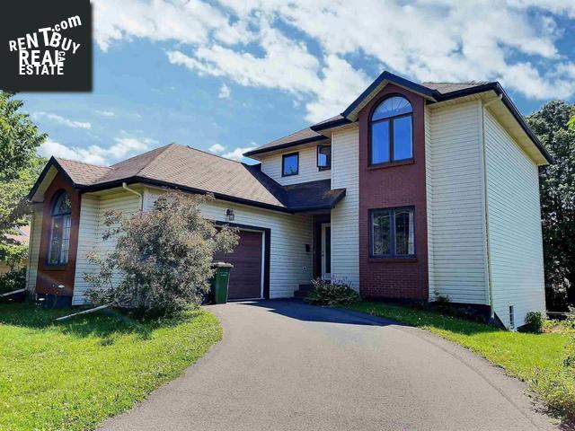 Property 18 Mackay Drive main img