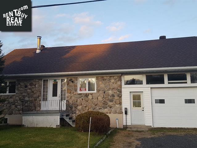 Property 150 Rue Hamel main img