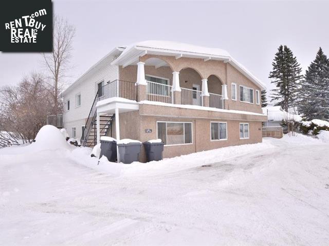 Property 41-41b 38e Avenue main img