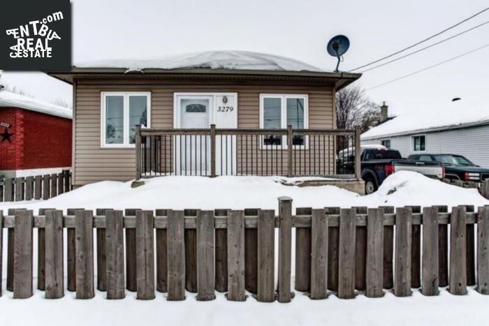 Property 3279 Falconbridge Highway main img
