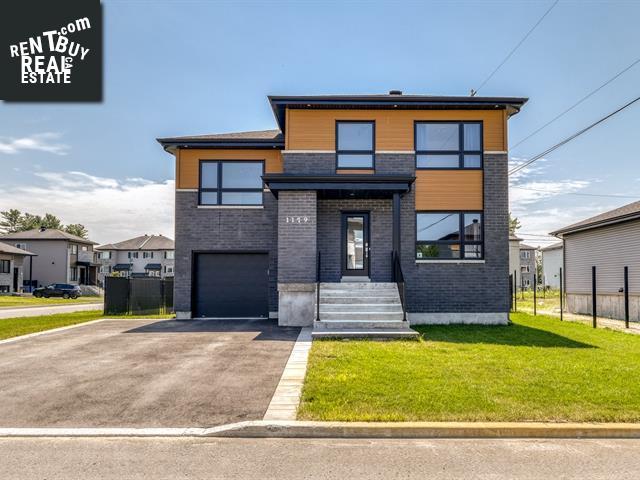 Property 1179 Rue Des Portes-De-St-Lin main img