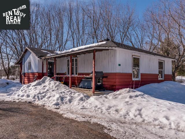 Property 803 Ch. De Lachigan E. main img