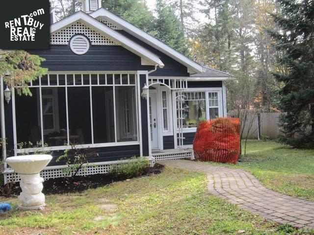 Property 2420 Rue Ste-Marie main img
