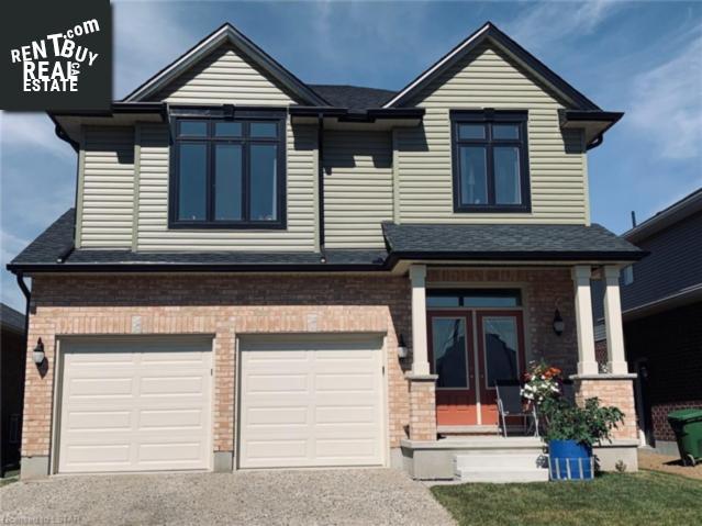 Property 32 Ashberry Place main img