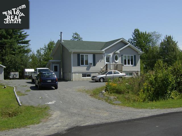Property 53 Rue Claudette main img