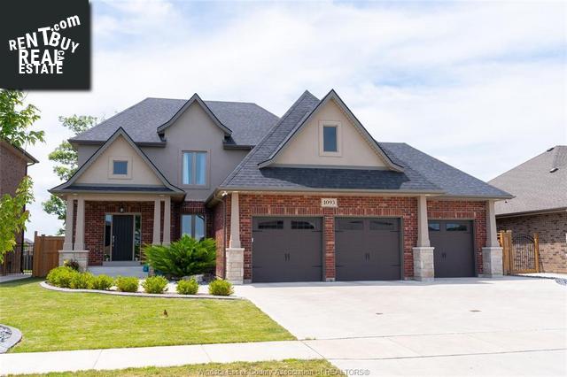 Property 1093 Vincent Crescent main img