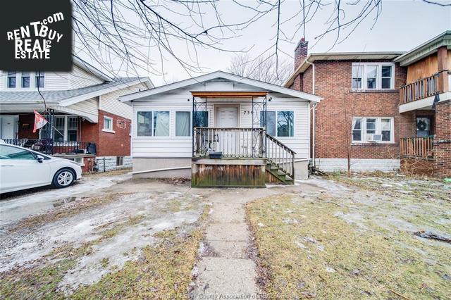 Property 739 Campbell Avenue main img