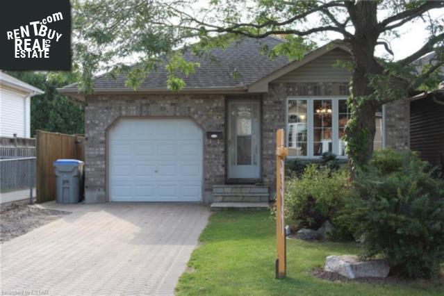 Property 46 Dell Drive main img