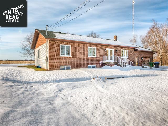 Property 10 Rue Hislop main img