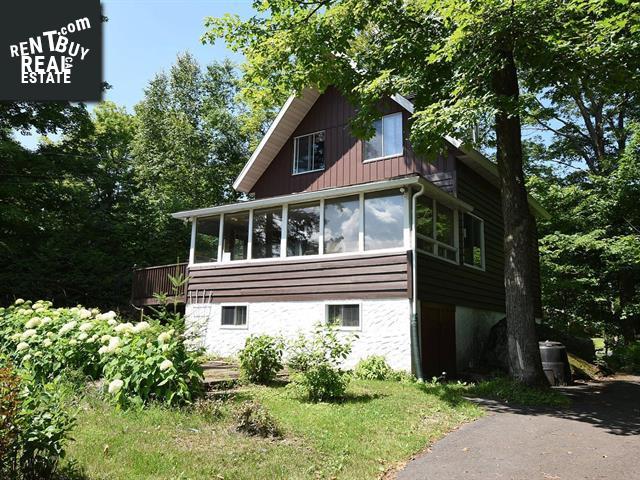 Property 1787 Rue Albert main img