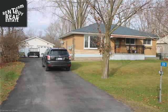 Property 33 Quinte Road main img