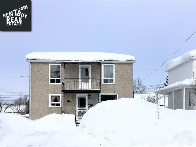 Property 185-187 Av. Champlain main img