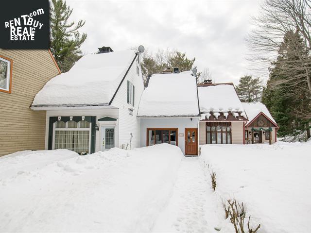Property 2398 Rue De La Carriole main img