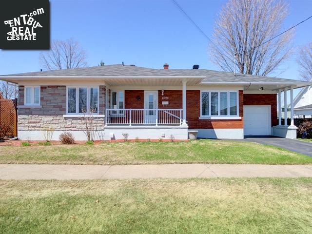 Property 1596 8e Avenue main img