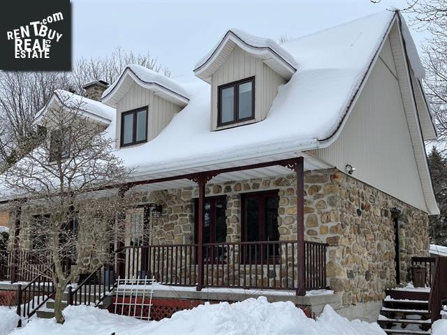 Property 10 Rue Harley main img