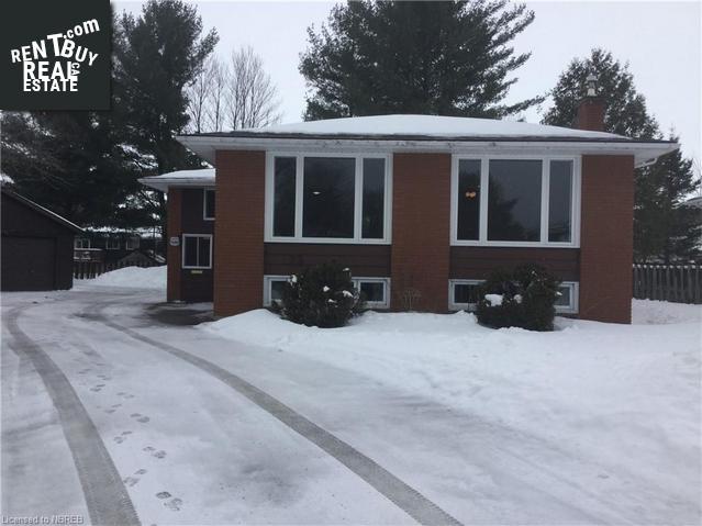 Property 23 Kodiak Crescent main img