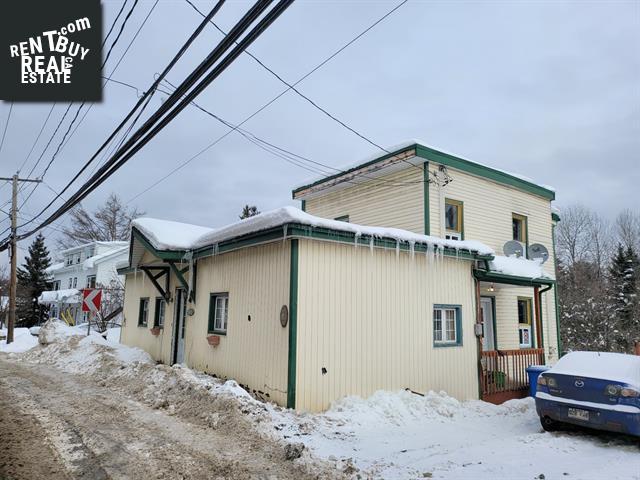 Property 1423-1425 Rue St-Joseph main img