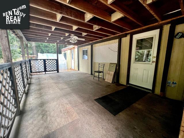 Property 2099 Loff Road img1