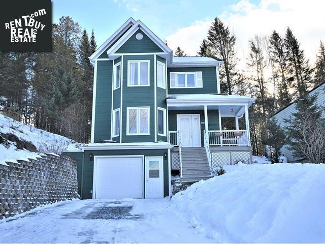 Property 1550 144e Rue main img