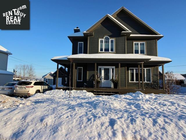 Property 25 Rue Beauregard main img