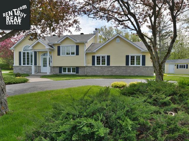 Property 218 Ch. Des Cascadelles main img