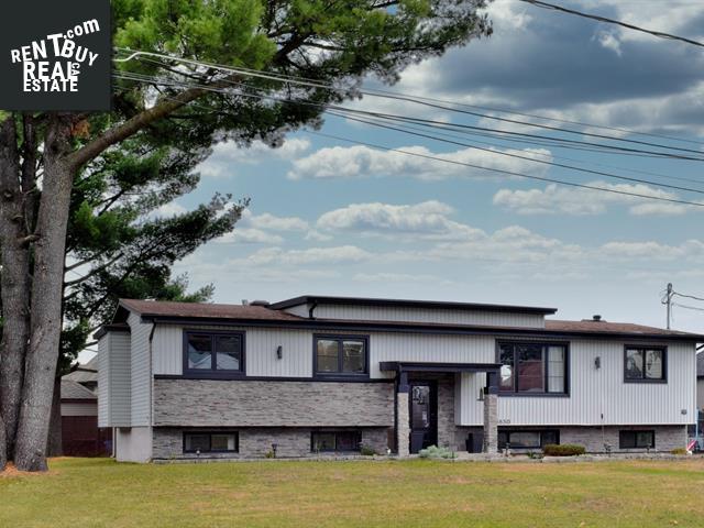 Property 3850 Rue Boulet main img