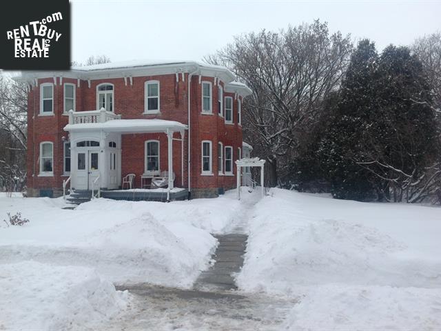 Property 11 Rue Lambton main img