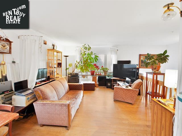 Property 629 Rue Doyle img1