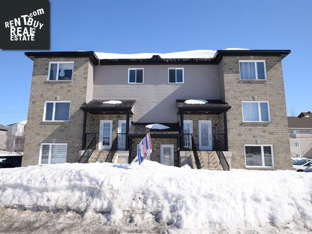 Property 852-856 Rue De La Closerie main img