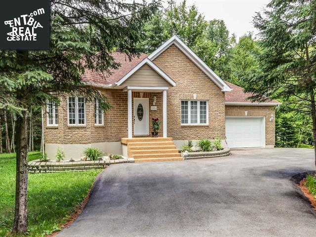 Property 2330 Ch. Pierre-Peladeau main img