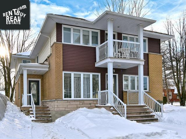 Property 129 8e Rue main img