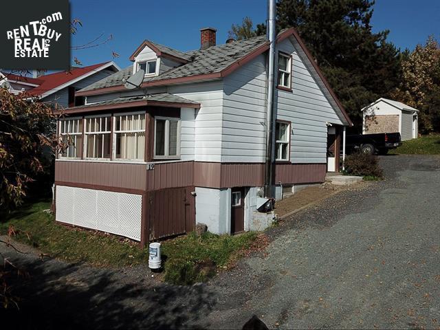 Property 19 Rue Brousseau main img