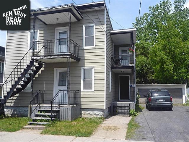 Property 121-123 Rue St-Louis main img