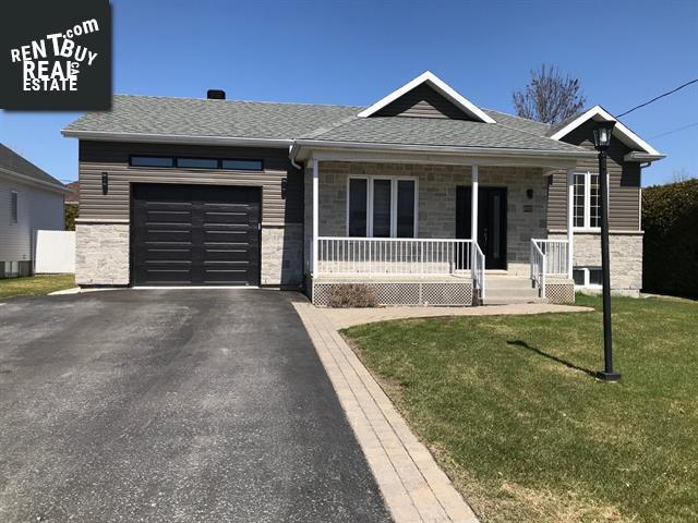 Property 8020 Rue Des Grands-Bles main img
