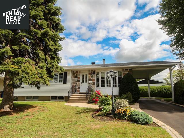 Property 16 Rue De La Verendrye main img