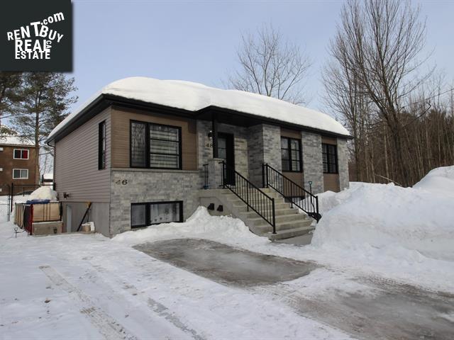 Property 46-48 Rue Basile-Goulet main img