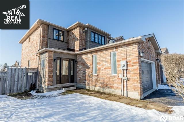 Property 2 Rundle Crescent main img