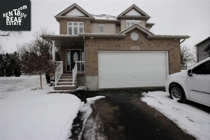 Property 725 Reid Crescent main img