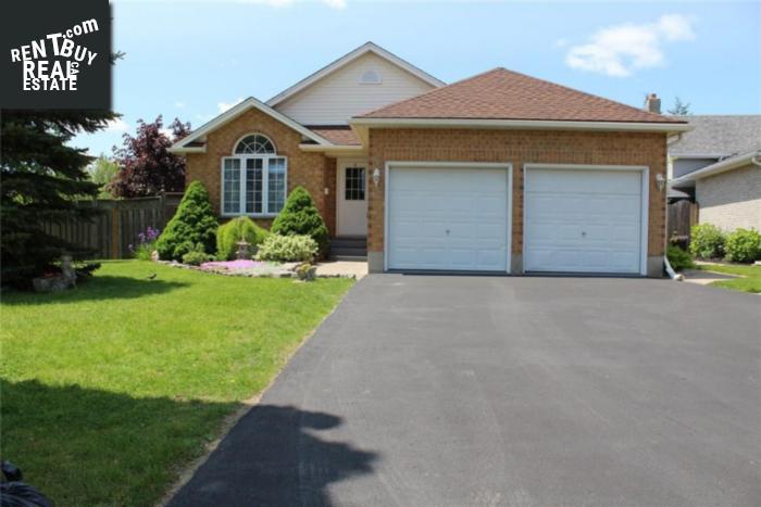 Property 4 Farmstead Place main img