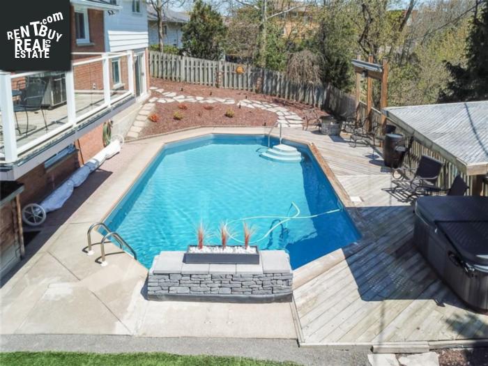 Property 15 Riverview Boulevard main img