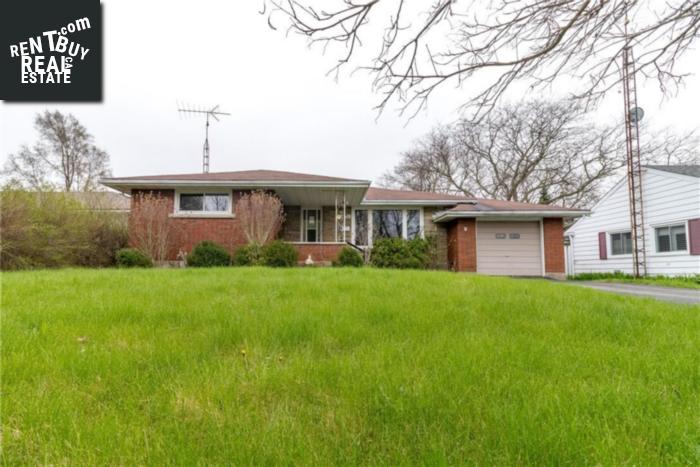 Property 12 Byrne Boulevard main img