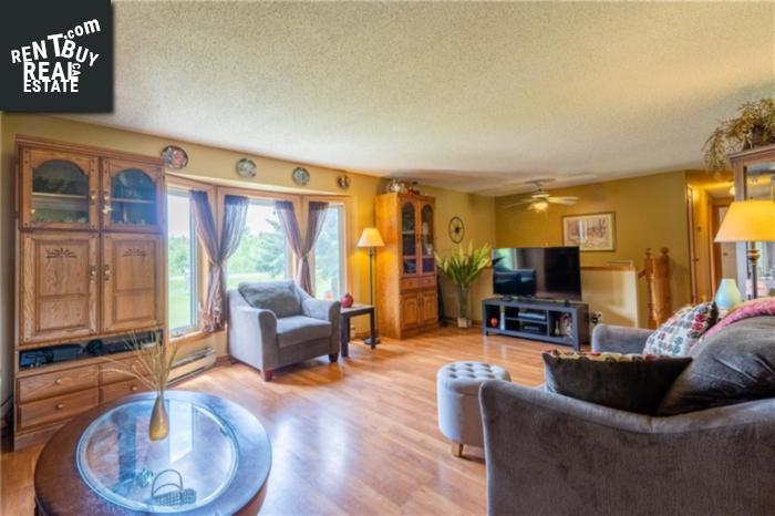 Property 43647 Southgate Road 4 . main img