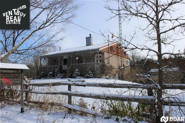 Property 2057 Foxmead Road main img