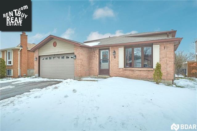 Property 8 Wells Crescent main img